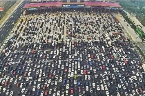 Nhìn lại vụ tắc đường khủng khiếp nhất thế giới, 12 ngày giao thông tê liệt hơn 100 km