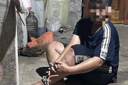 Điều tra vụ việc nam sinh lớp 8 bị hàng xóm xích chân, đánh đập