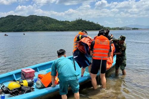 Tìm thấy thi thể người đàn ông mất tích ở hồ Phú Xuân