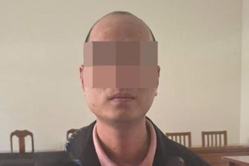 'Gắp lửa bỏ tay người'
