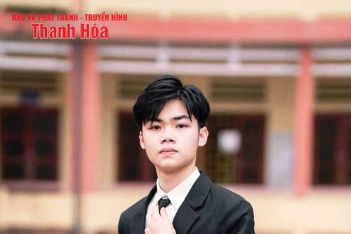 Từ cậu học trò đam mê Toán học trở thành thủ khoa khối A00 của tỉnh