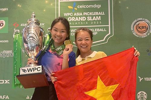 Tài năng 17 tuổi Jolie Lam vô địch World Pickleball Championship 2025