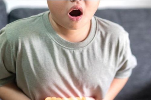 Bé 5 tuổi phát hiện có nang thực quản đôi từ dấu hiệu nhiều trẻ mắc phải nhưng dễ bị bỏ qua