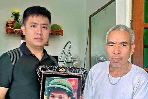Người thợ ảnh 'hồi sinh' gần 500 bức ảnh liệt sĩ