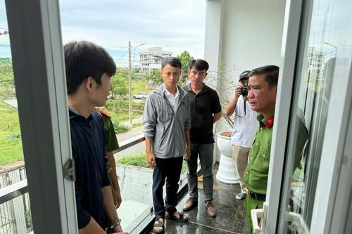 'Siêu trộm' sa lưới khi chuẩn bị đột nhập nhà dân