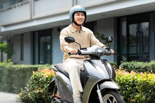 Loạt xe máy điện giá rẻ dùng pin lithium an toàn đang tại Việt Nam