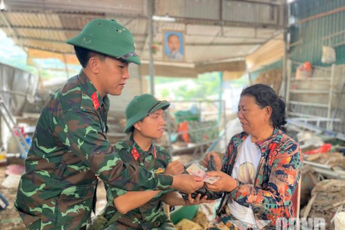 Không để dịch bệnh phát sinh sau lũ
