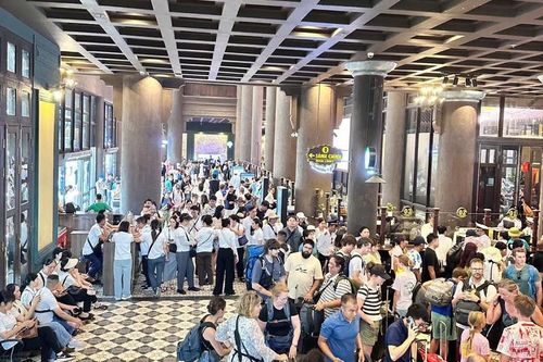 Quảng Ninh: Đặt mục tiêu đón 21,2 triệu lượt khách, tổng thu đạt 57.000 tỷ đồng trong năm 2025