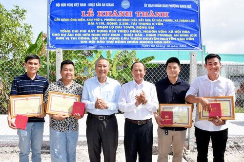 Khánh thành cầu nhánh kênh Ông Hiển