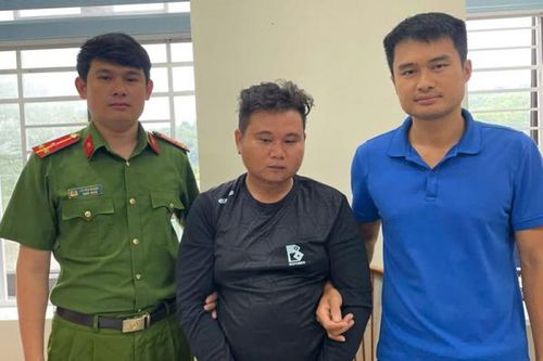 Đối tượng truy nã chuẩn bị vượt biên thì bị 'tóm'