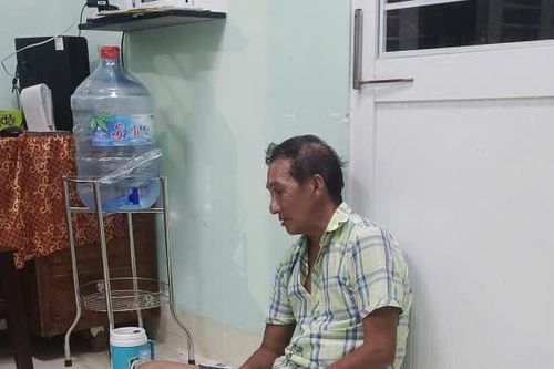 Người đàn ông tự thú sau khi phóng hỏa nhà 'vợ hờ'