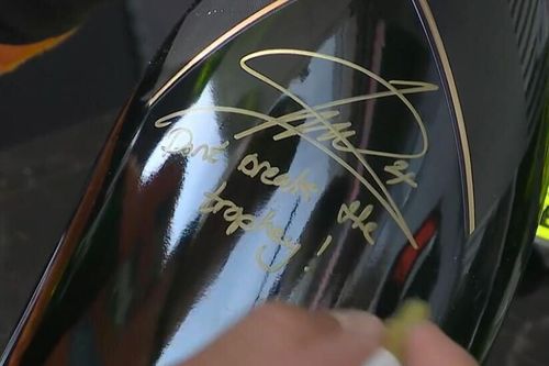 Lời nhắn hài hước của nhà vô địch Hungarian GP