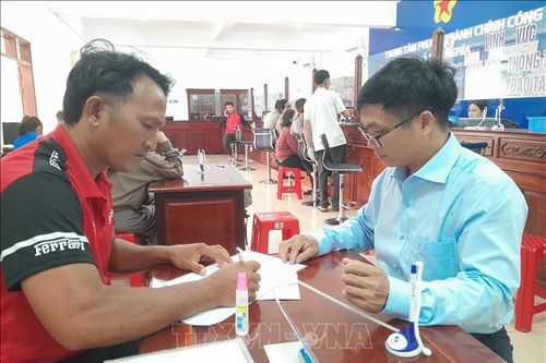 Chính quyền địa phương 2 cấp: Từ phục vụ đến phụng sự