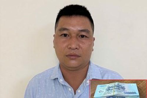 Đang nằm nghĩ cách tiêu tiền trộm được trong xe Mercedez thì bị bắt