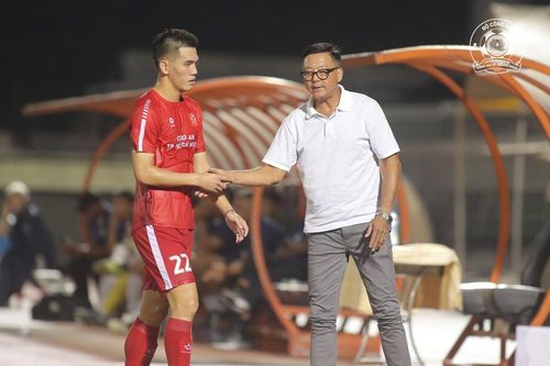 Tiền đạo nội 'thách thức' ngoại binh ở cuộc đua Vua phá lưới V-League 2025/26