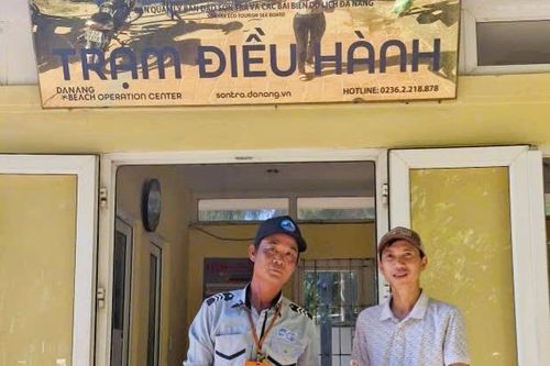 Giúp du khách tìm lại nhẫn cưới