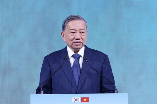 Tổng bí thư mong muốn doanh nghiệp Hàn Quốc đầu tư vào bán dẫn, AI và đô thị thông minh