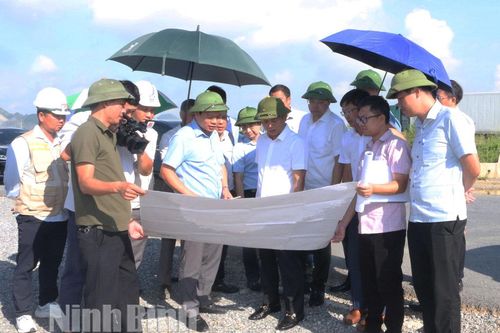 Đồng chí Phó Chủ tịch UBND tỉnh kiểm tra tiến độ thực hiện một số dự án giao thông trọng điểm
