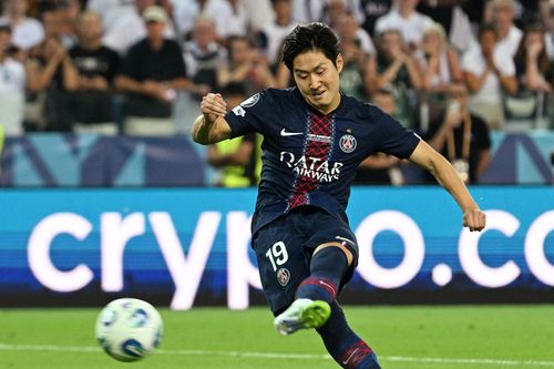 Tất cả đang nợ Lee Kang-in lời xin lỗi