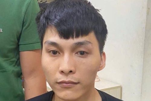 Công an phường Phương Liệt vận động đối tượng có lệnh truy nã ra đầu thú