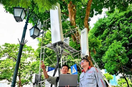 Bộ KH&CN yêu cầu nhà mạng tăng cường xe BTS, mở rộng băng thông dịp lễ 2/9