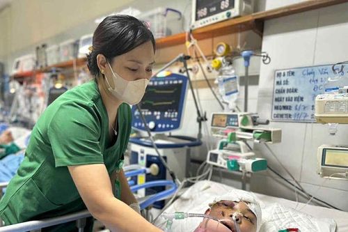 Bạn đọc giúp đỡ em Cháng Văn Quý bị tai nạn giao thông hơn 56 triệu đồng