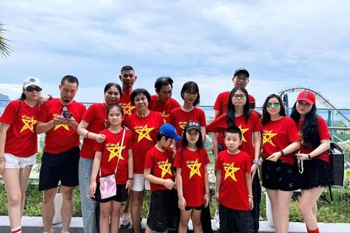 Cờ đỏ sao vàng rực rỡ: Biểu tượng văn hóa và trách nhiệm công dân