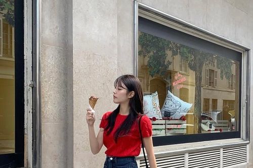 Gợi ý 4 kiểu áo mùa thu mix quần jeans chuẩn phong cách