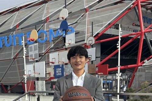 Thực tập sinh trẻ nhất lịch sử NBA