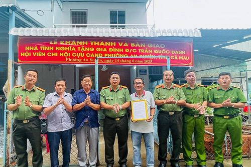 Hoàn thành, bàn giao 29 căn nhà nghĩa tình đồng đội cho hội viên Hội Cựu CAND