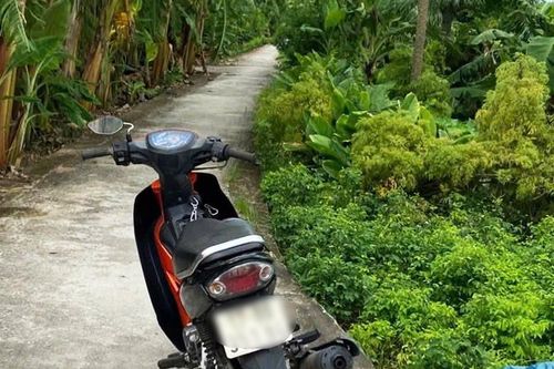 Tìm thấy thi thể nam thanh niên dưới sông nhờ xe máy đỗ bên vệ đường