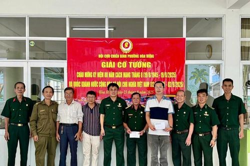 Những 'nước cờ nghĩa tình' ở Hội Cựu chiến binh phường Hòa Hưng