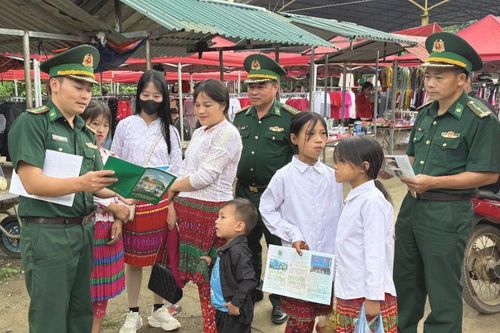 Tuyên Quang: Tuyên truyền, phổ biến pháp luật tại chợ phiên biên giới