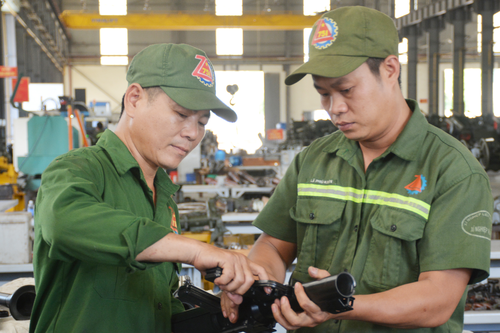 Thi đua sôi nổi ở Xí nghiệp sửa chữa vũ khí