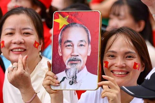 Bình minh của ngày Độc lập lần thứ 80