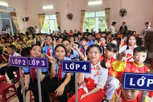 Những học sinh đặc biệt tại Gia Lai khai giảng, đón năm học mới