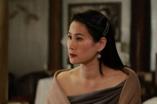 Thân Thúy Hà - mẹ Quang phim 'Mưa đỏ' trải lòng: 'Không vui nếu bị mang ra so sánh'