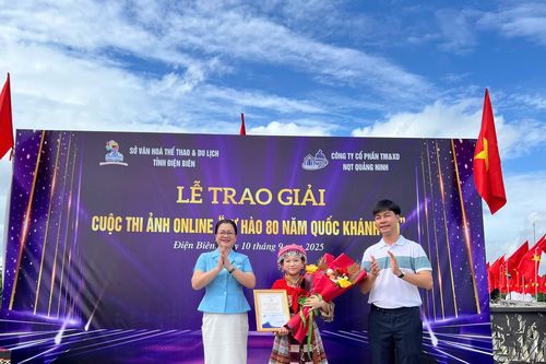 Trao giải Cuộc thi ảnh online 'Tự hào 80 năm Quốc khánh 2/9'