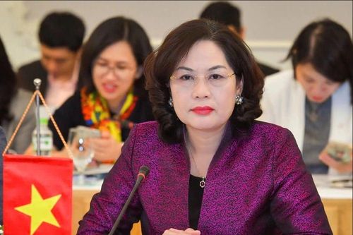 Chân dung người phụ nữ Việt Nam vừa lọt Top 'Thống đốc xuất sắc nhất thế giới'