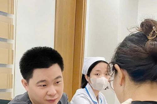 Bác sĩ Nguyễn Văn Chiều - Người dành 14 năm để biến 'án tử' thành hành trình hy vọng