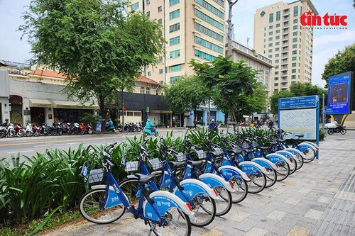 Xe đạp công cộng vẫn 'loay hoay' tìm chỗ đứng giữa nhịp sống đô thị TP Hồ Chí Minh