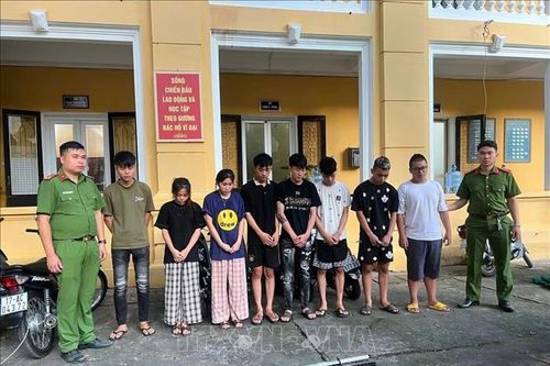 Trang bị 'lá chắn' kiến thức pháp luật để bảo vệ tương lai học trò