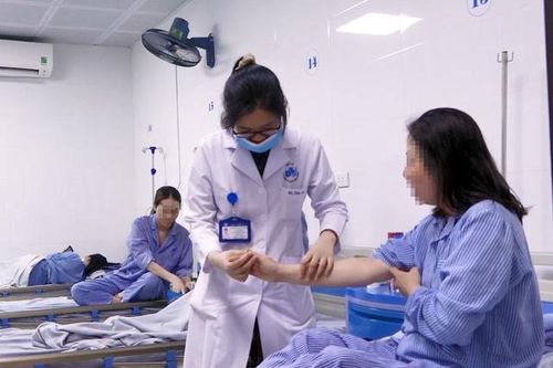 Phòng ngừa tái phát viêm da cơ địa khi giao mùa