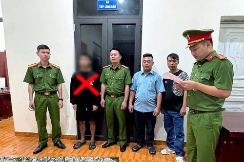 Lai Châu: Bắt giữ thiếu niên cầm đầu nhóm dùng dao chém người trong đêm