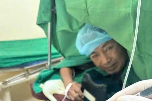 Phẫu thuật cột sống thức tỉnh trở thành xu hướng mới trong điều trị bệnh lý cột sống