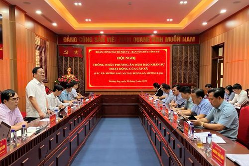 Chủ động điều động cán bộ để bố trí hợp lý các vị trí việc làm