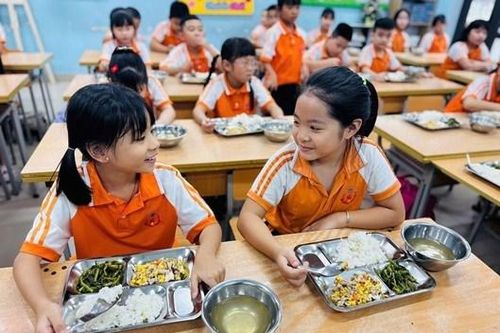 Lợi ích kép cho học sinh và phụ huynh Hà Nội