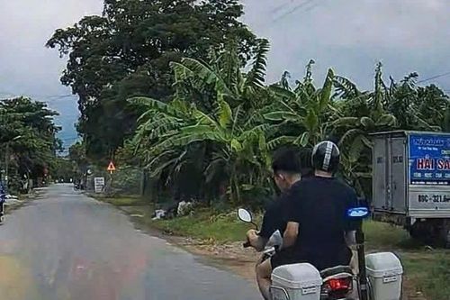 Được giao sửa xe đặc chủng của Công an xã, thanh niên mang đi 'lượn' đường