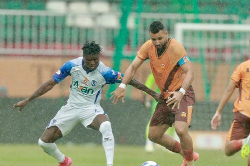 V-League: Đá hỏng phạt đền phút 90+9, HAGL đánh rơi chiến thắng trước SLNA