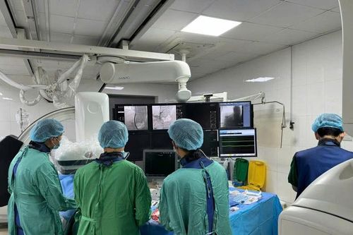 Can thiệp TIPS cứu người bệnh ngay tại tuyến y tế Thành phố